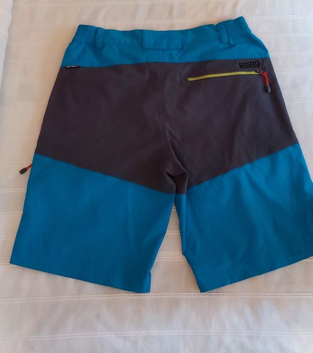 Pantalón corto trekking talla 40