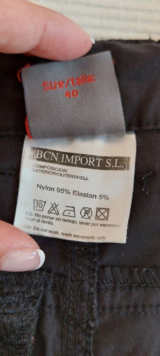 Pantalon corto trekking talla 40