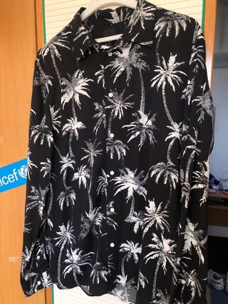 Camisa H&M con etiqueta