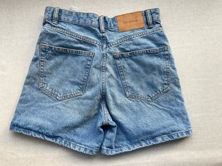 Pantalón vaquero corto pull&bear