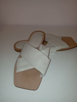 Sandalias Stradivarius 