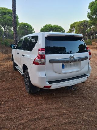 Toyota Land Cruiser 150 2014