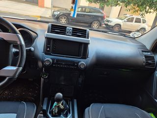 Toyota Land Cruiser 150 2014