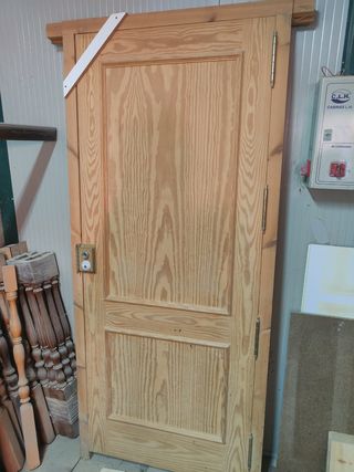 Puerta blindada para interior