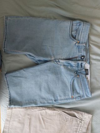 Bermudas Volcom y Quicksilver
