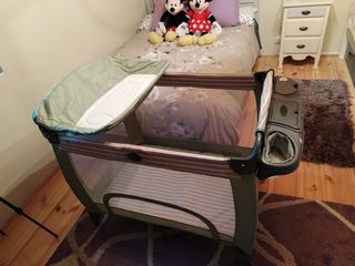 Cuna de viaje Graco + accesorios