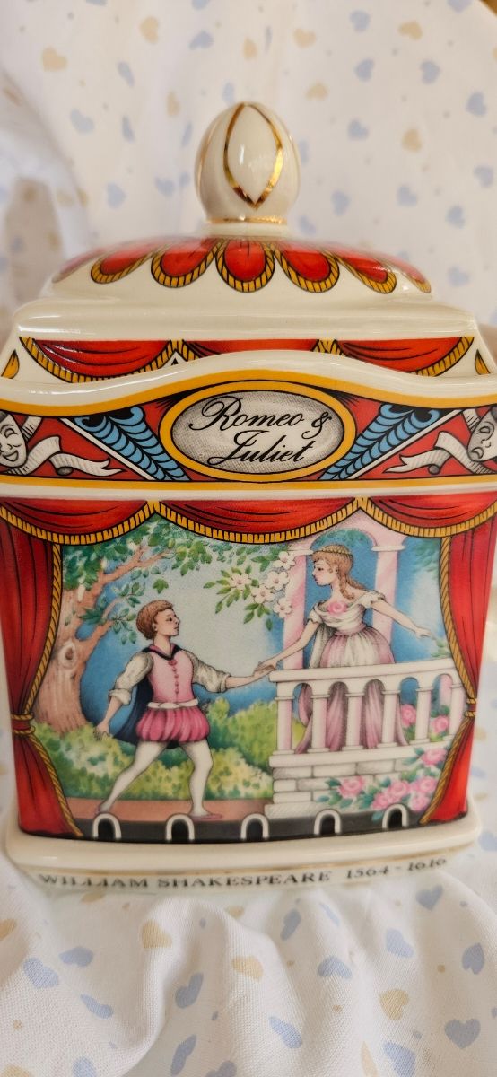 Teiera Romeo e Giulietta