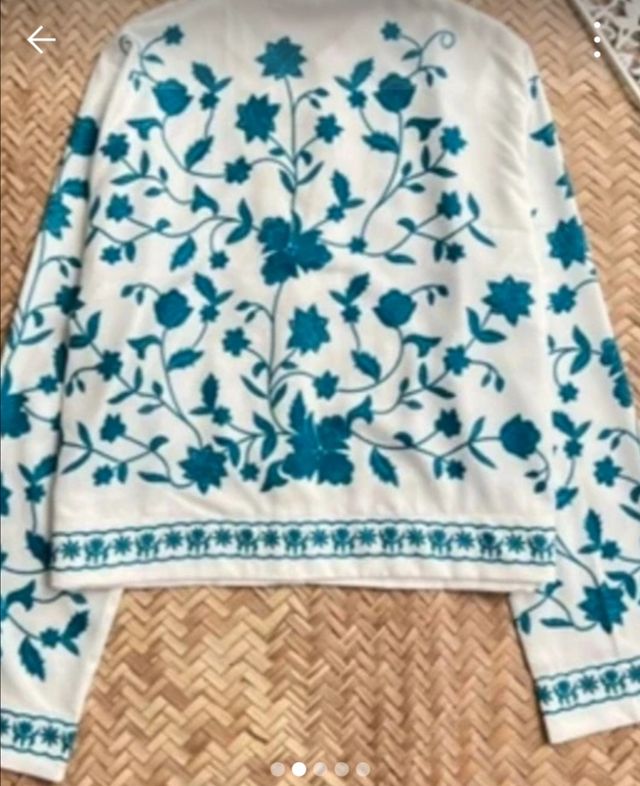 Preciosa camisa mujer estampada