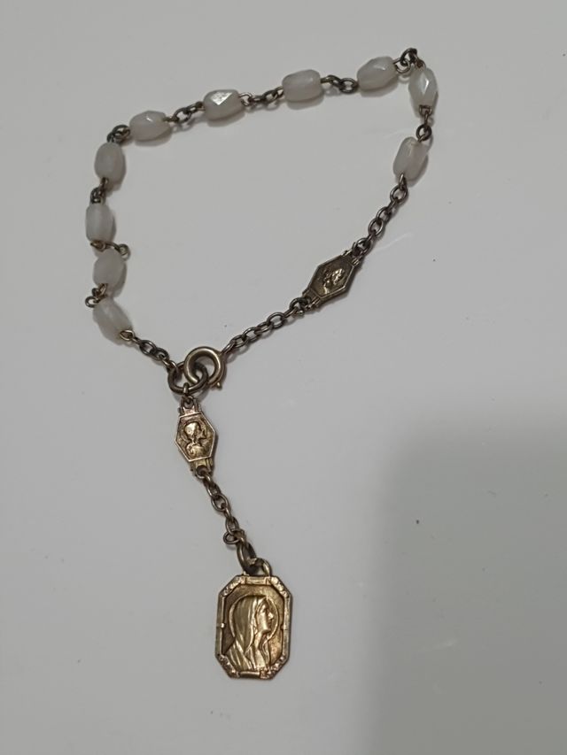 Antigua pulsera virgen