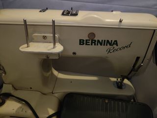 Macchina da cucire Bernina Record