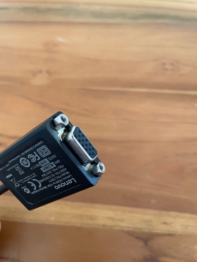 Adaptador HDMI a VGA monitor