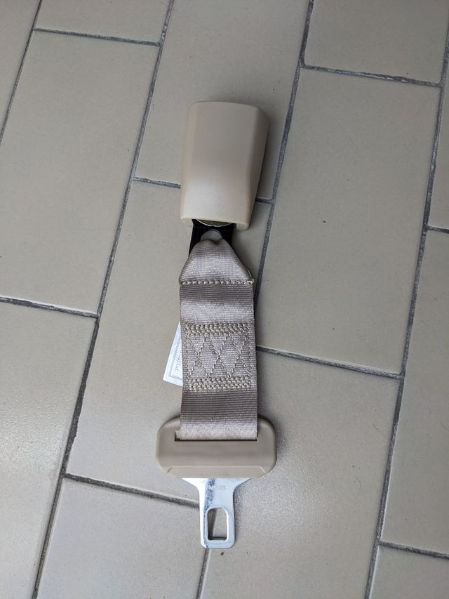 Extensor de cinturón de seguridad