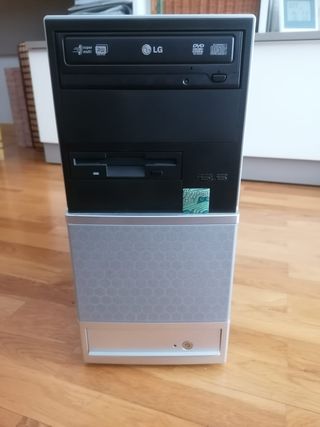 ASUS ORDENADOR DE SOBREMESA