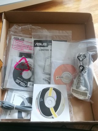 ASUS ORDENADOR DE SOBREMESA