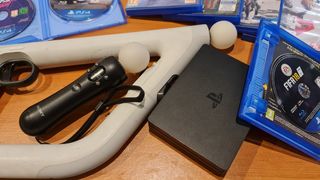 Pistola y accesorios PS4/PS5 todo negociable