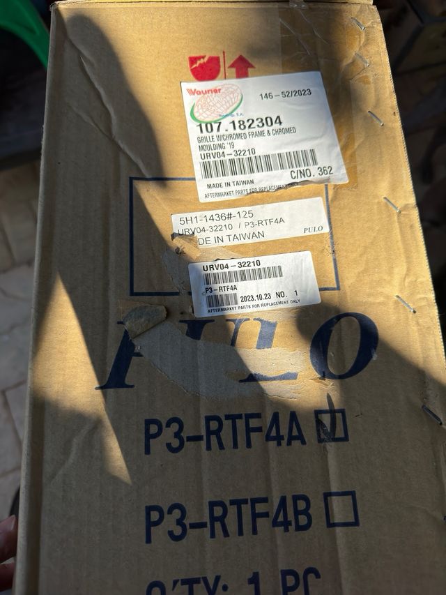 Rejilla Renaul Trafic III