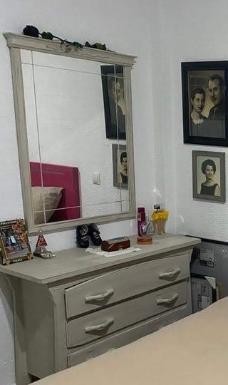 Cómoda con espejo vintage
