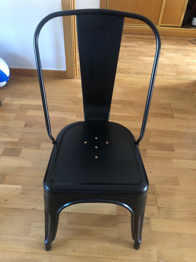 4 Sillas de metal para mesa de salon