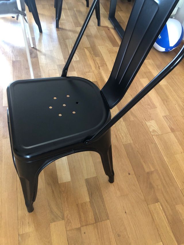 4 Sillas de metal para mesa de salon