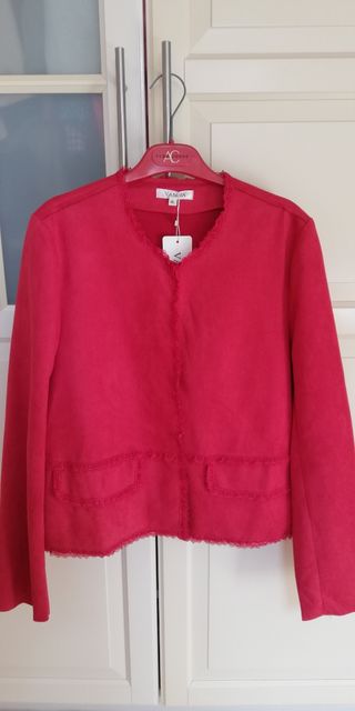Chaqueta roja