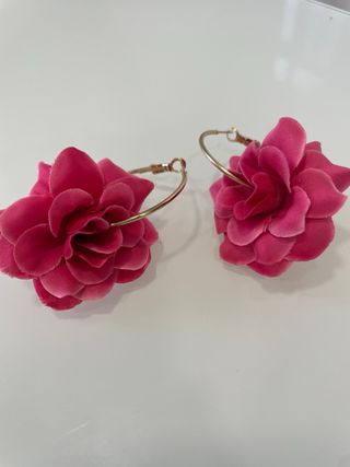 Pendientes floreados