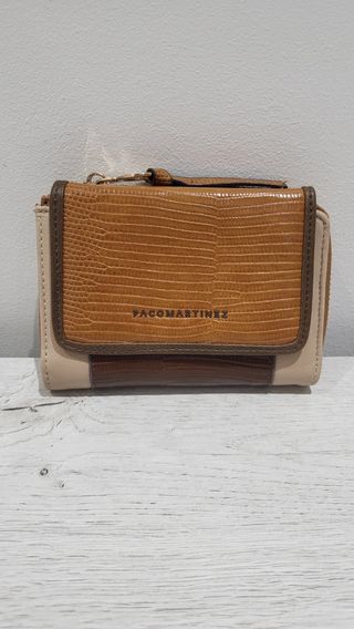 Monedero pequeño marrón Paco Martínez