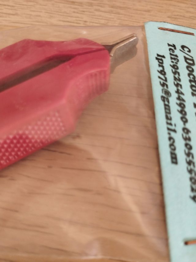 Alicates STONFO para plomos.