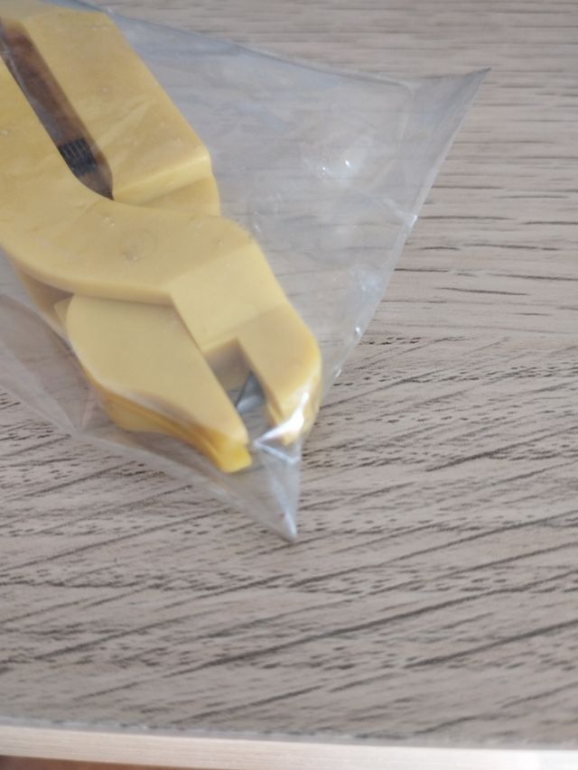 Alicates STONFO para plomos.