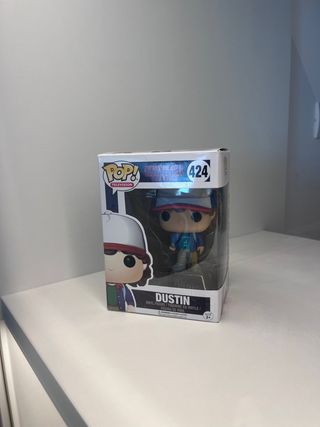 FUNKO POP DUSTIN STRANGER THINGS