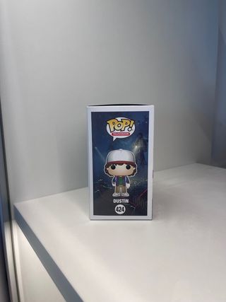 FUNKO POP DUSTIN STRANGER THINGS