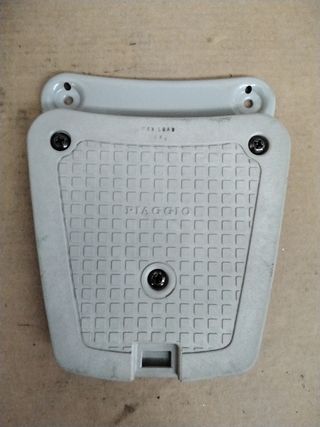 259997 - Kit soporte baúl Piaggio Free
