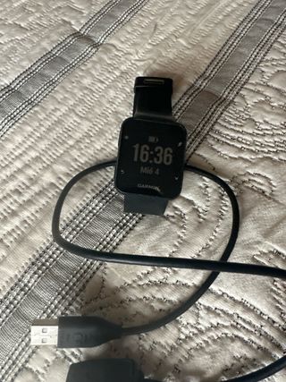 Reloj garmin forunner 35 con cargador