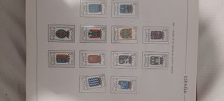 2 álbumes de sellos