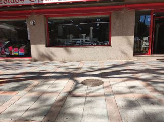 Oficina - Local en venta Alado de colegio academia