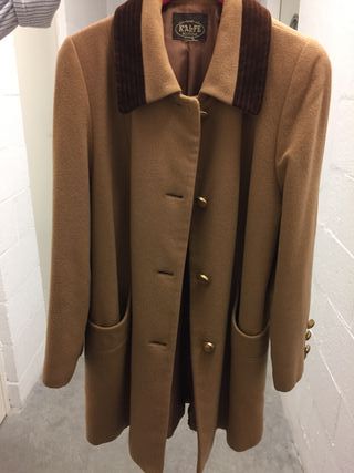 Abrigo antiguo señora. Kalfe boutique. Ropa