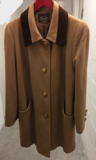 Abrigo antiguo señora. Kalfe boutique. Ropa