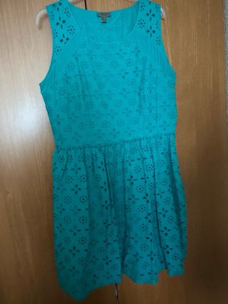 Vestido bordado de algodon , L, como nuevo 