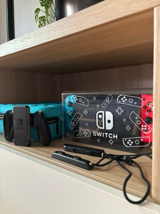 Nintendo Switch con accesorios