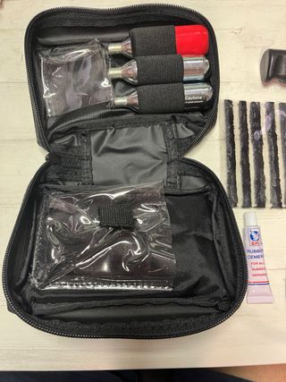 Kit reparación de pinchazos a Gas CO2 – LICOTA