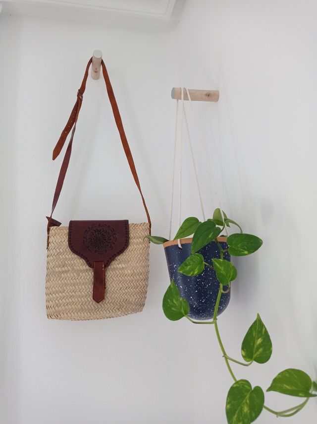 Bolso de esparto y cuero