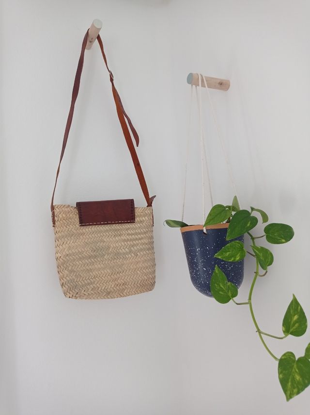 Bolso de esparto y cuero
