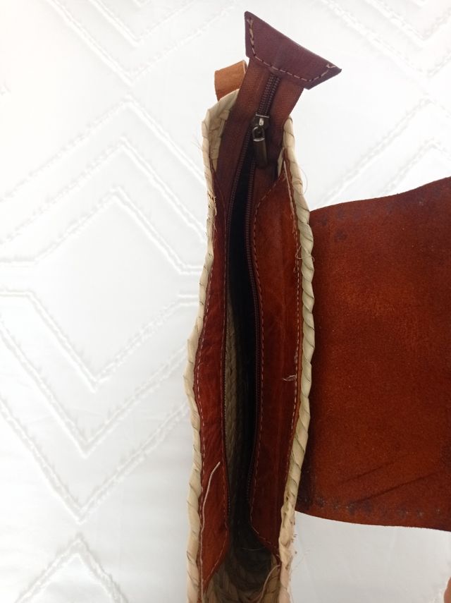 Bolso de esparto y cuero