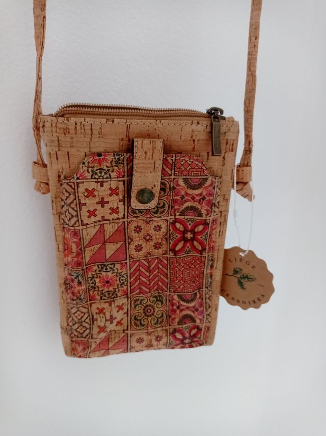 Bolso pequeño de corcho