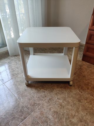 Mesa auxiliar
