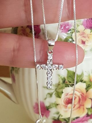 Colgante Cruz Con Cadena De Plata De Ley 925