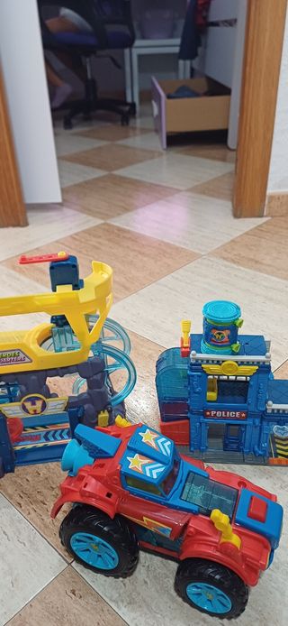 Parking superthins con coche