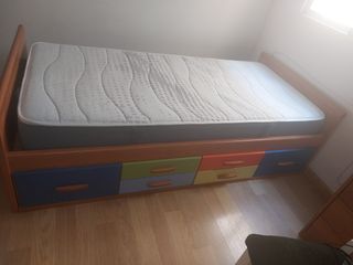 Cama nueva sin golpes ni rasguños