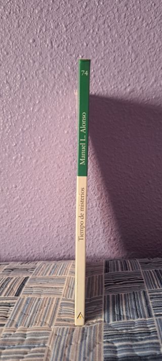 Libro "Tiempo de Misterios"