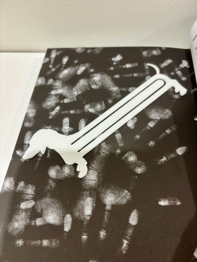 Marcapáginas de teckel en 3D