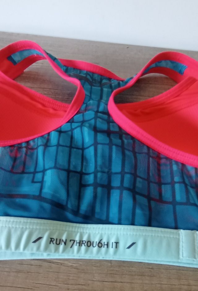 Top Deportivo mujer 🏃🏼‍♀️